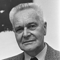 Jan Tinbergen
