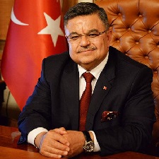 Selim Yağcı