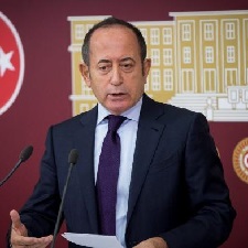 Mehmet Akif Hamzaçebi